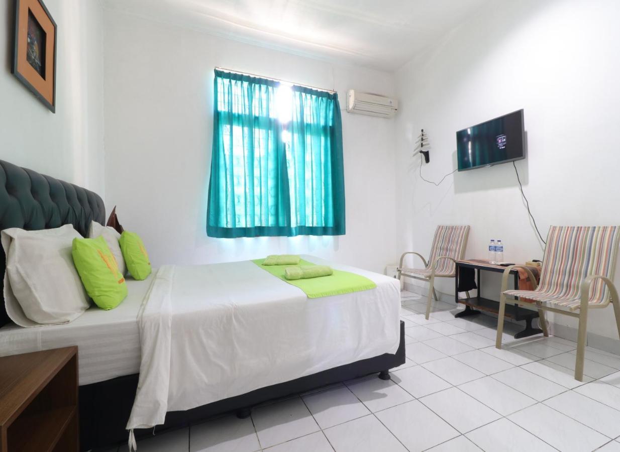 Hotel Huswah Airport ทังเกอรัง ภายนอก รูปภาพ
