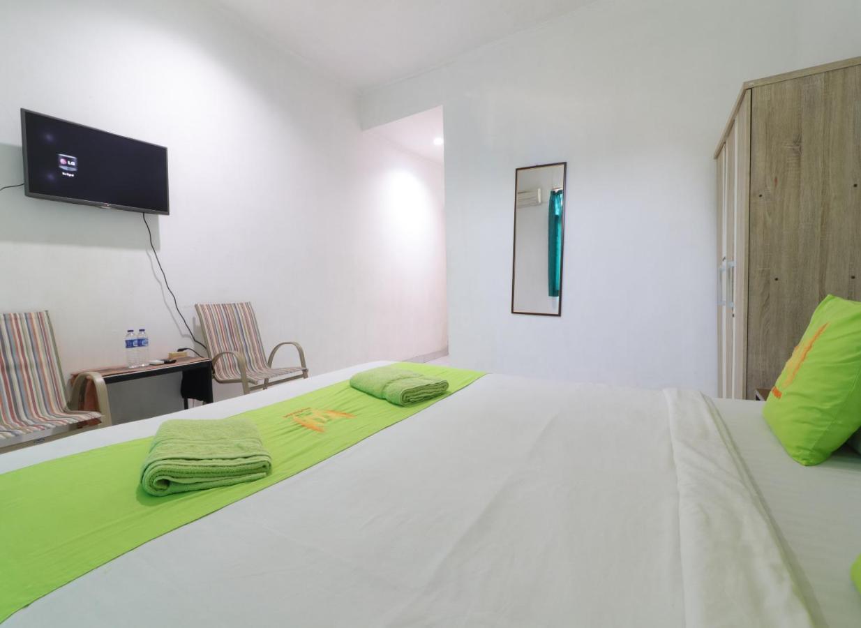 Hotel Huswah Airport ทังเกอรัง ภายนอก รูปภาพ