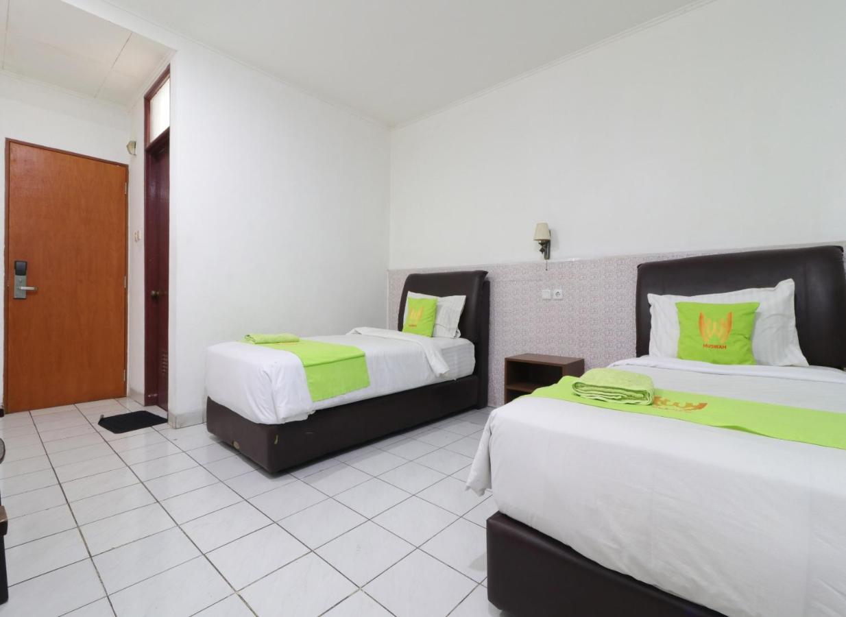 Hotel Huswah Airport ทังเกอรัง ภายนอก รูปภาพ